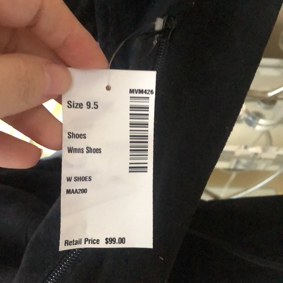 Carlos by Carlos Santana open toe heel boots - Picture 7 of 9